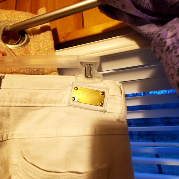 Supper cute high end jeans. Sizec8 - Picture 4 of 5